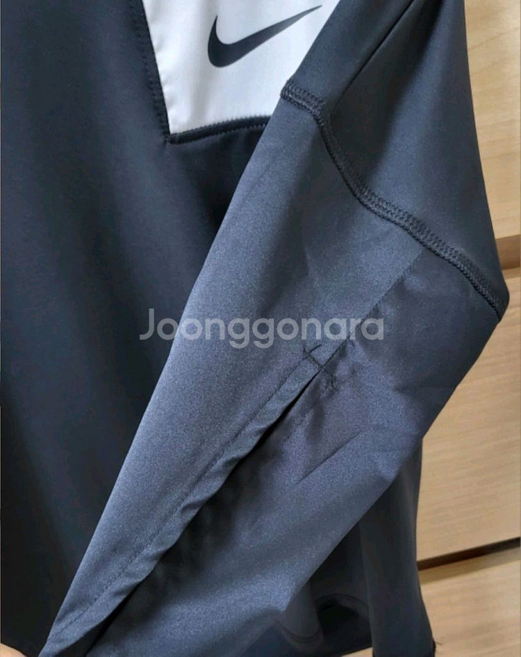 나이키(여성상의2종)--5