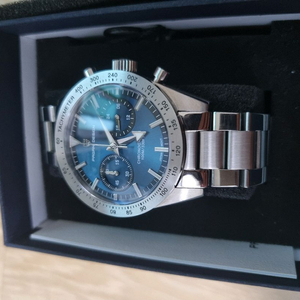 오메가문워치오마주 파가니디자인