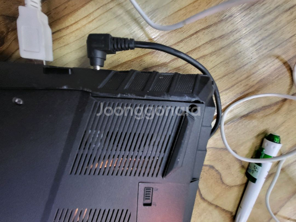 한성 보스몬스터 게이밍노트북(xh58) i5. 8세대--9