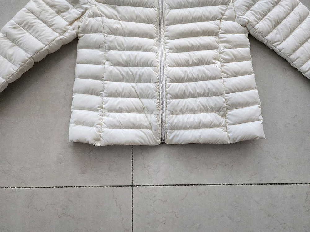 탑텐키즈 여아 오리털 경량 패딩 130사이즈 팔아요--2