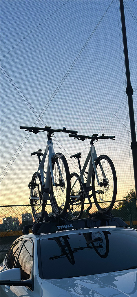 툴레 자전거 캐리어--0