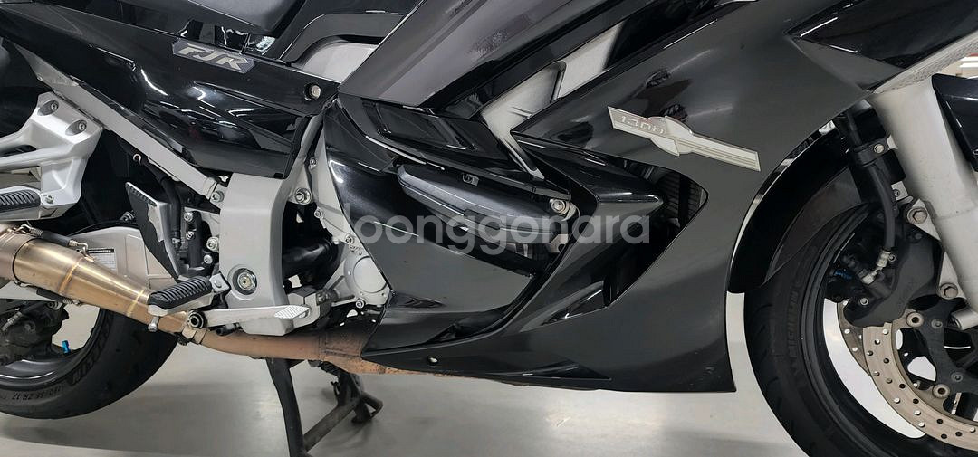 야마하 FJR1300A 13년식 블랙 팝니다--3