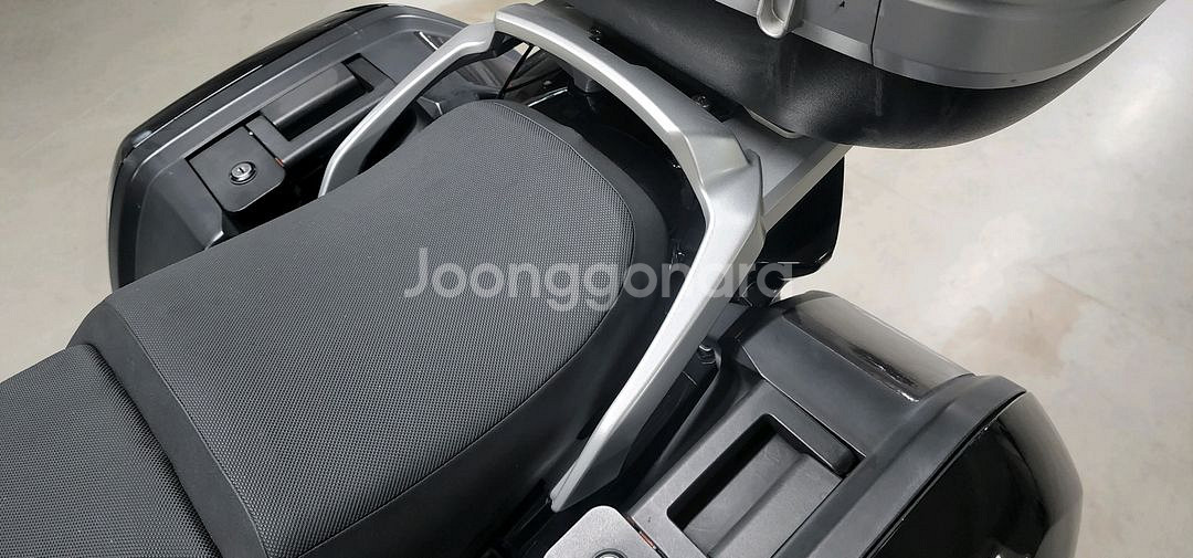 야마하 FJR1300A 13년식 블랙 팝니다--6