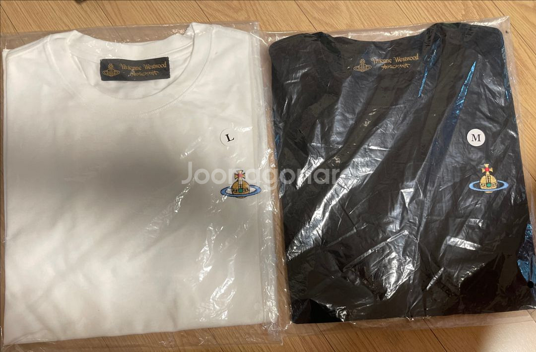 [새상품]비비안웨스트우드 코튼 반팔 2종--0