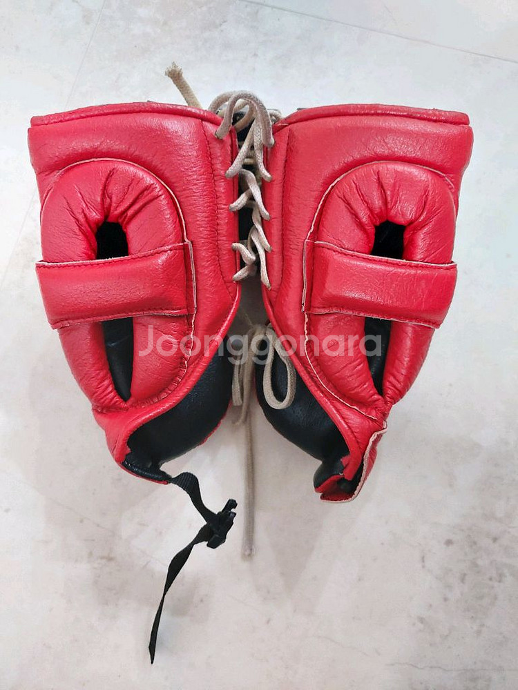 위닝 헤드기어 레드 m사이즈 팝니다.--2