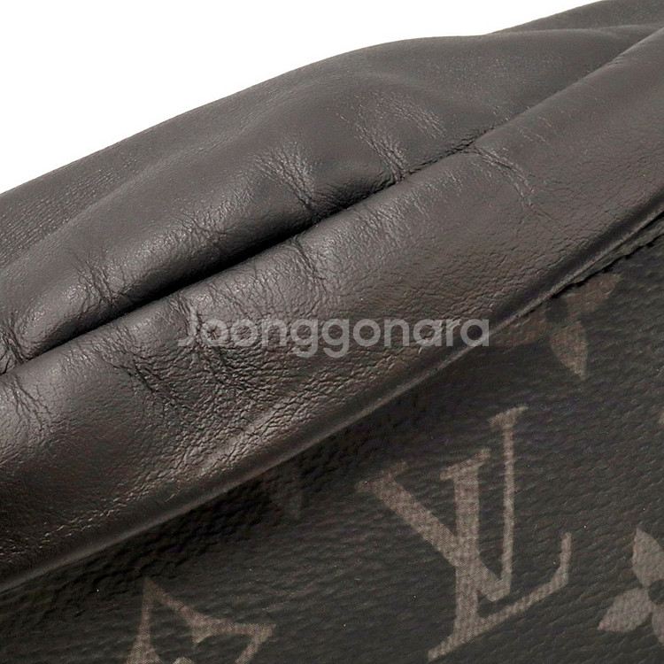 루이비통 모노그램 이클립스 캔버스 디스커버리 힙색--5