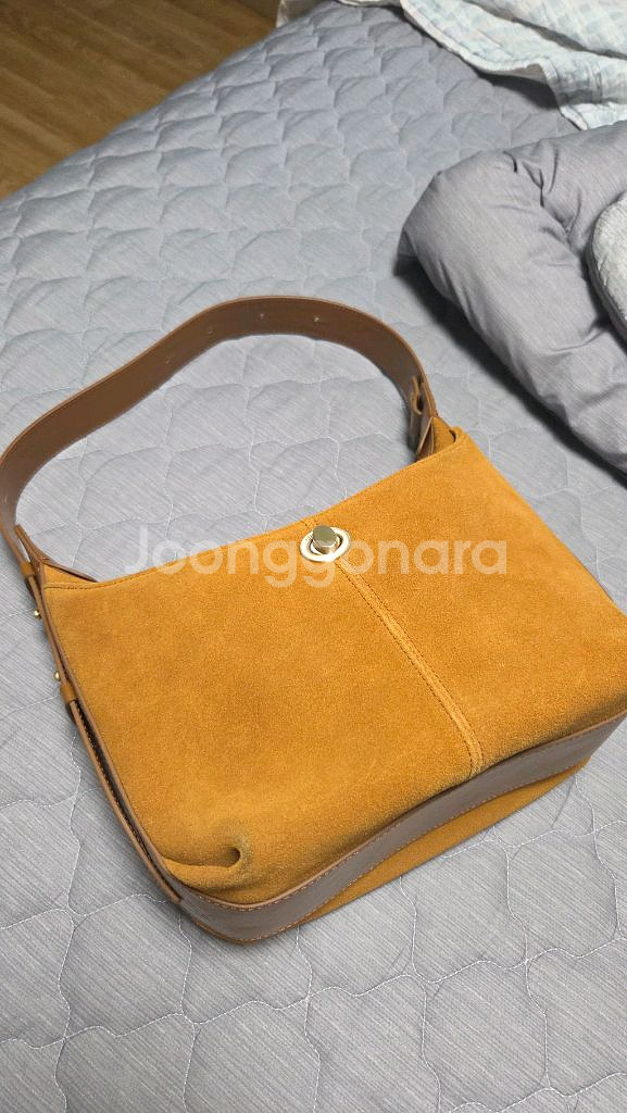 엔딜로즈 마들렌백 스웨이드카멜--6