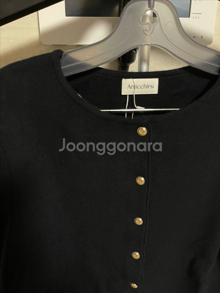 [새상품]골드버튼 벌룬 가디건--5