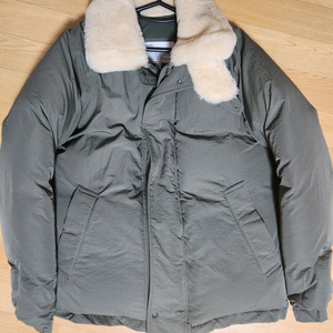 [L]유니폼 브릿지 레인저 다운 파카 카키 중고