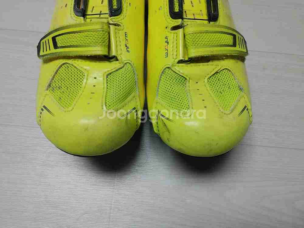 클릿슈즈) 본트레거 스펙터 보아 클릿슈즈 + 시마노 클릿 41(260내외) 사이즈 팝니다. (택포4.7만)--1