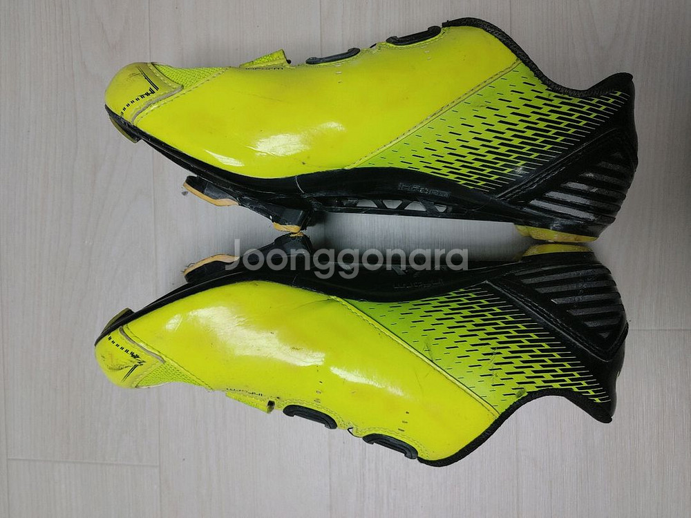 클릿슈즈) 본트레거 스펙터 보아 클릿슈즈 + 시마노 클릿 41(260내외) 사이즈 팝니다. (택포4.7만)--4