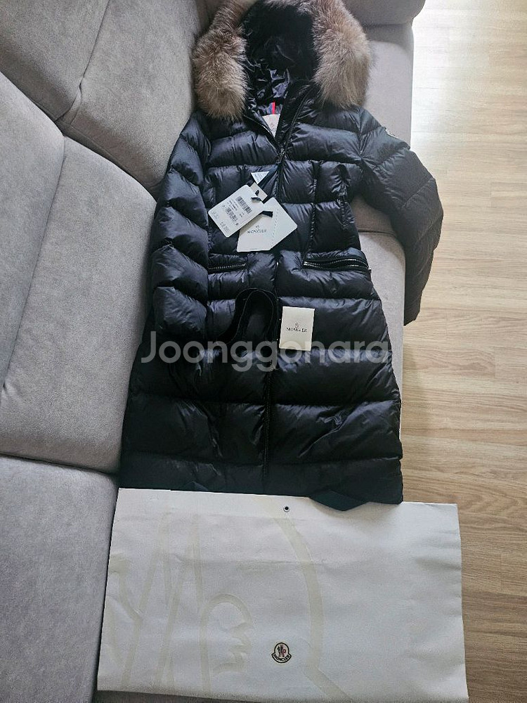 몽클레어 보에딕 여성 블랙 롱패딩 폭스퍼 00사이즈--0