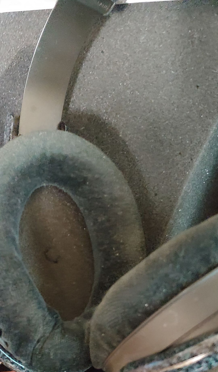 젠하이저 HD600 이미지