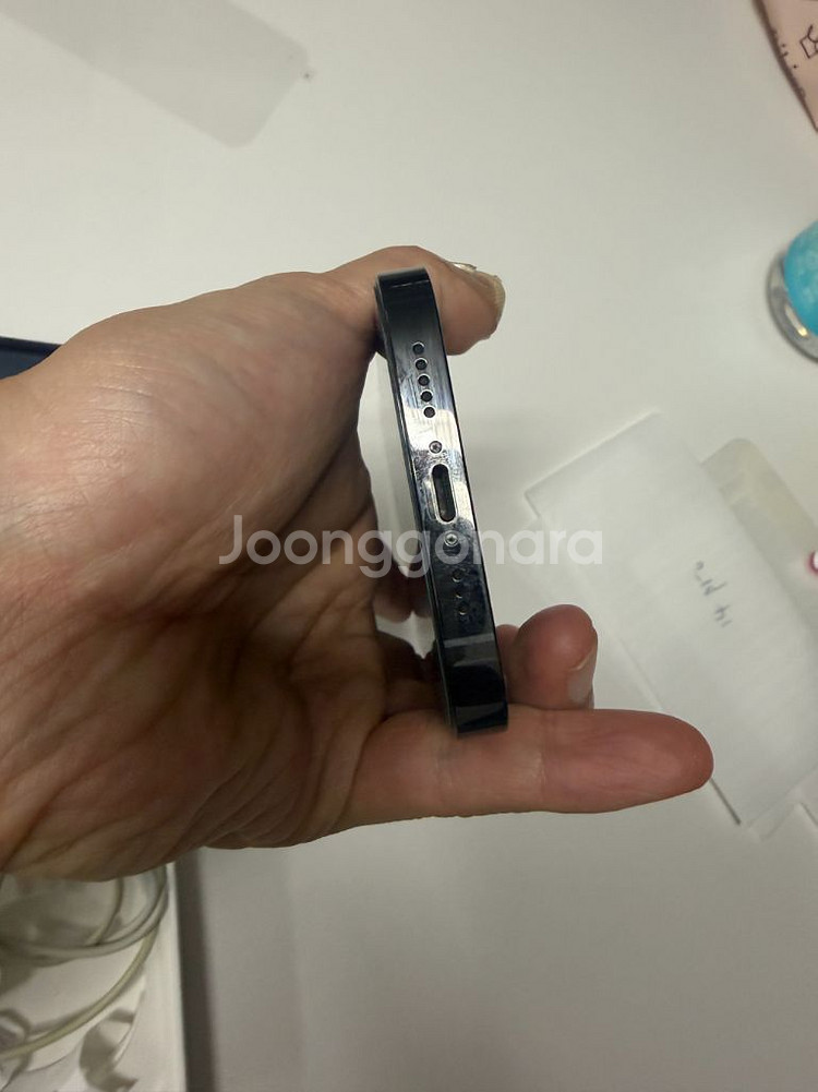 아이폰 14 Pro 스페이스 블랙 128기가 팝니다--6