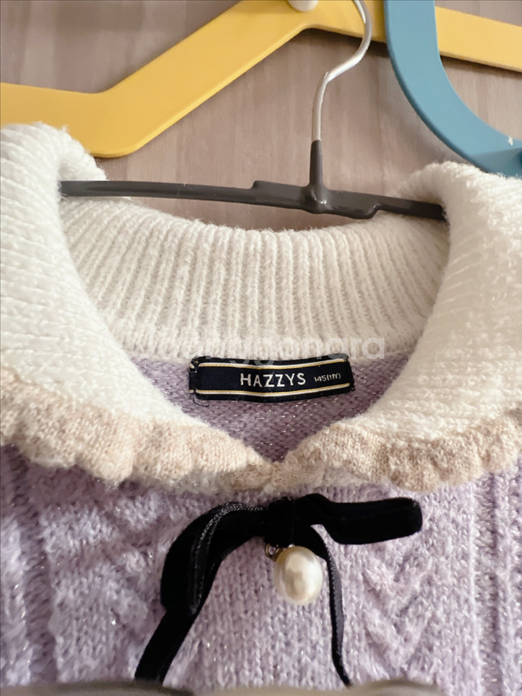 헤지스키즈 스프링클 니트 원피스 팝니다--1