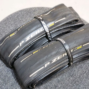 피렐리 피제로 레이스RS 28c 두개. 상태굿