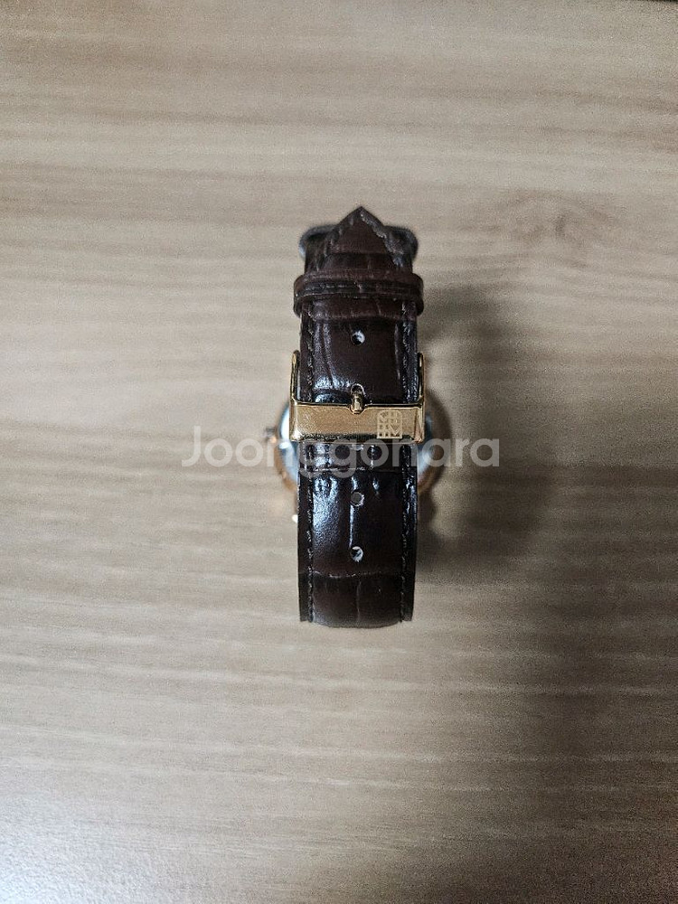 fc- 270em4p4 프레드릭 콘스탄트 판매합니다--3