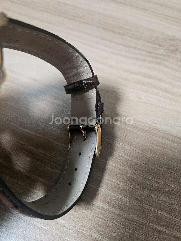 fc- 270em4p4 프레드릭 콘스탄트 판매합니다--6