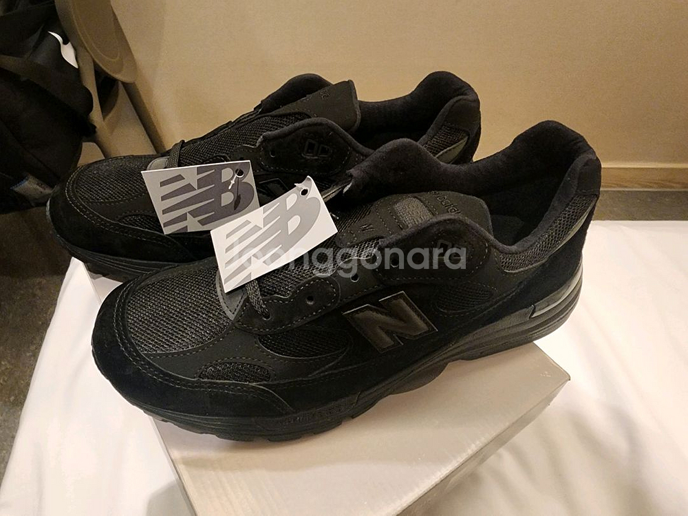 뉴발란스 992 코어블랙 280mm--0