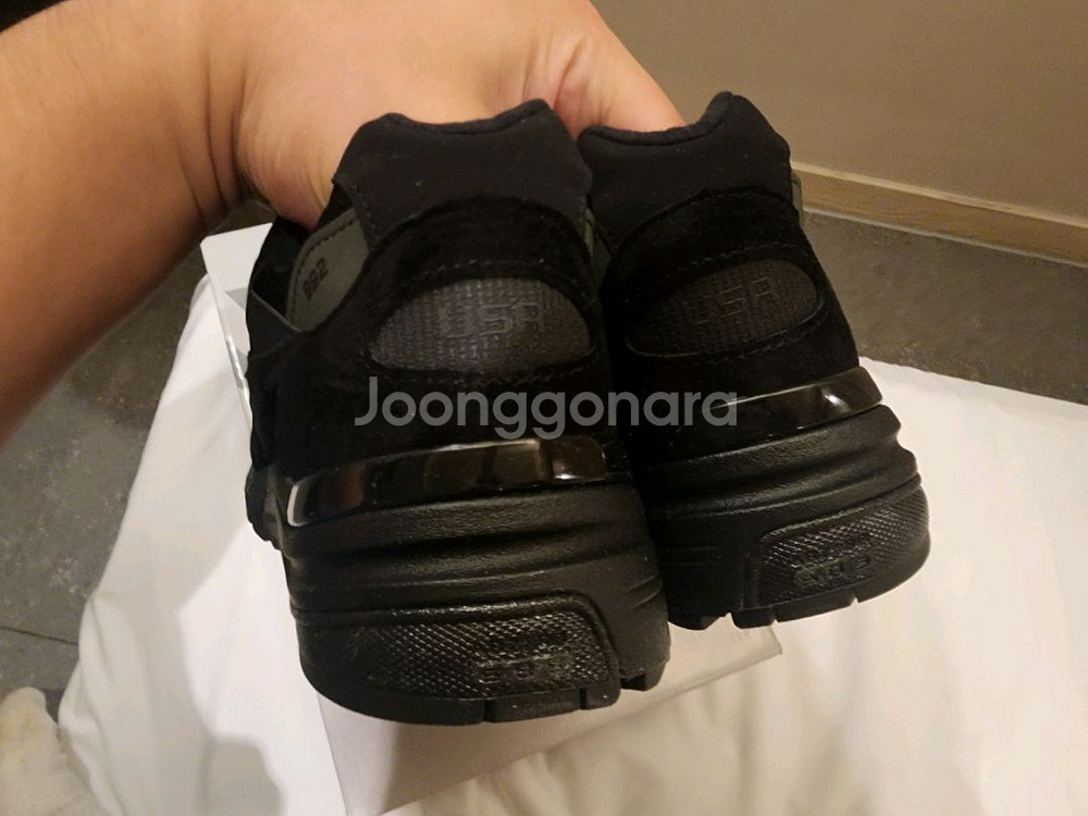 뉴발란스 992 코어블랙 280mm--3