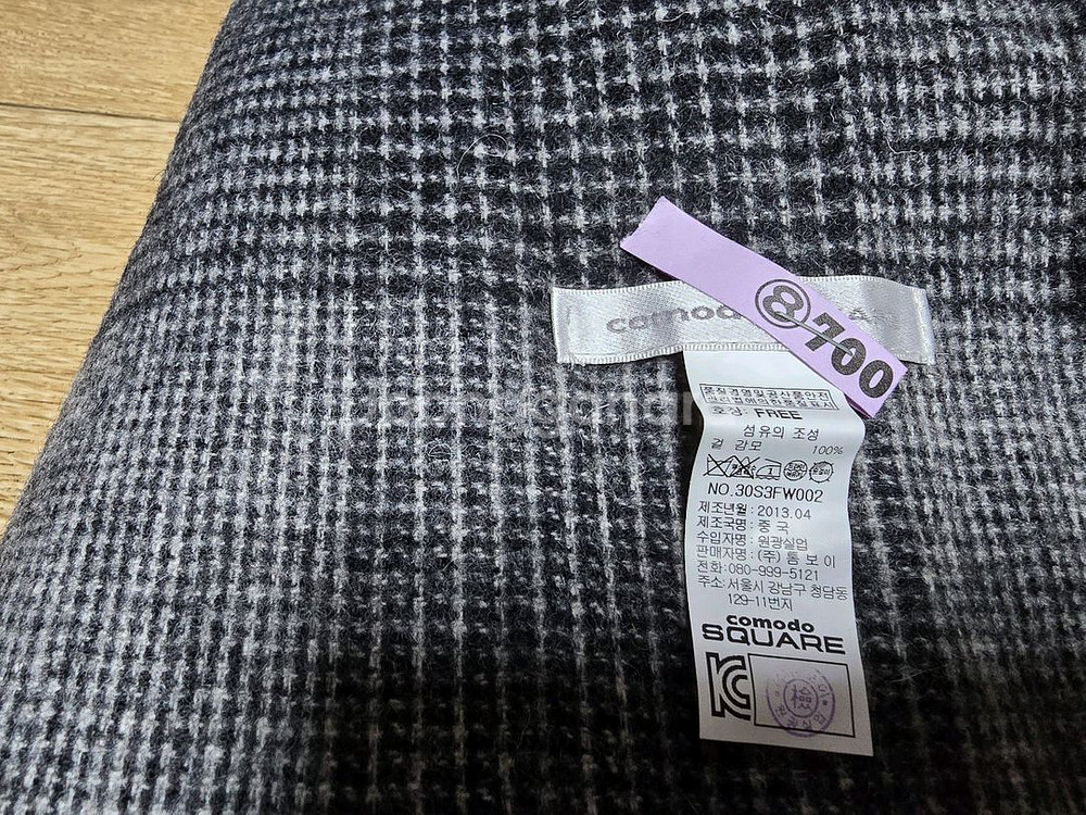 코모도스퀘어 울 머플러 체크 블랙 새제품 팝니다--2