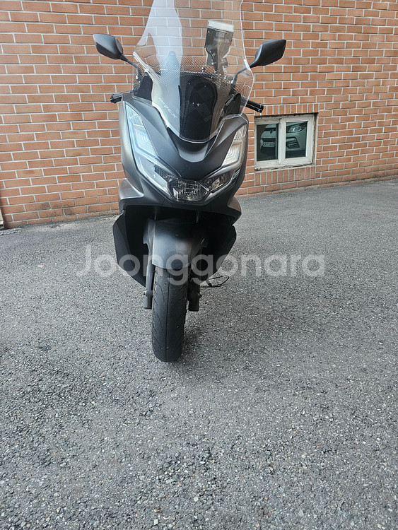 23년식 Pcx 125 abs 모델 판매합니다--0