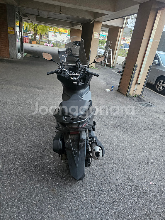 23년식 Pcx 125 abs 모델 판매합니다--2