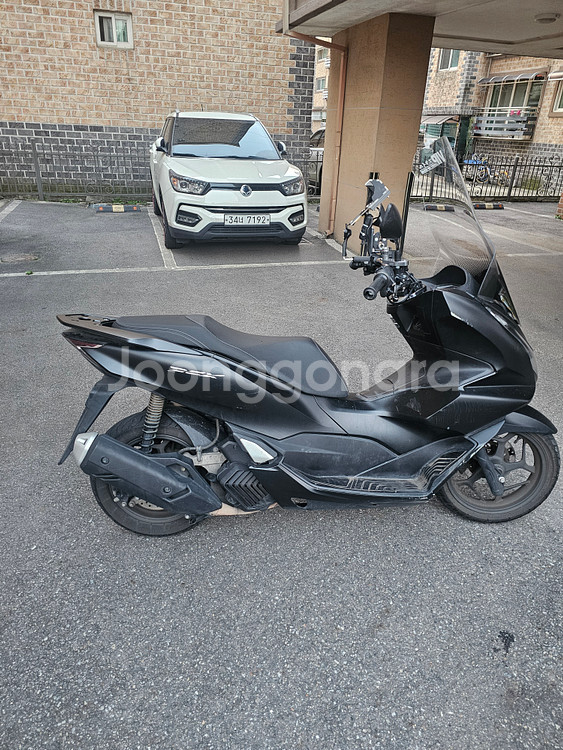 23년식 Pcx 125 abs 모델 판매합니다--3