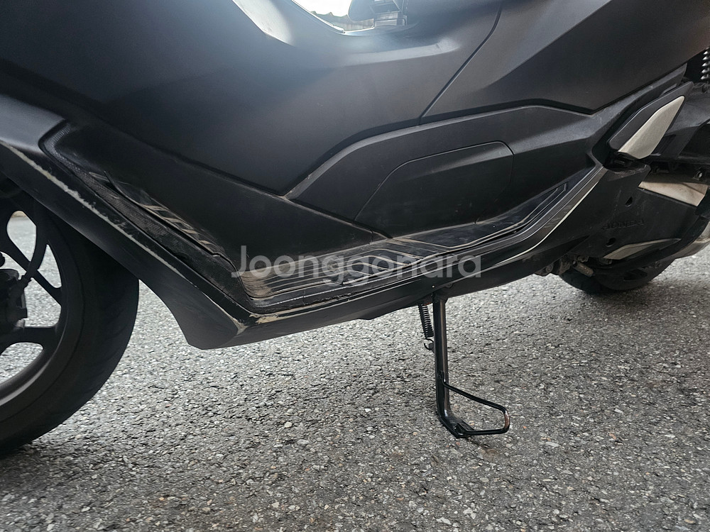 23년식 Pcx 125 abs 모델 판매합니다--6