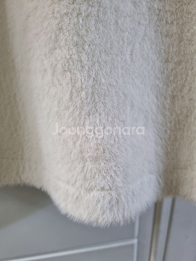 에코퍼 무스탕 하프 코트--5