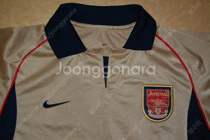 아스날 01-02 어웨이 골드 세가 SEGA 팝니다--1