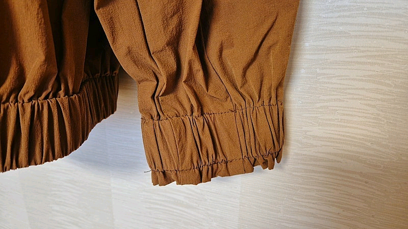 (거의 새것/ 택포가격)플라스틱아일랜드 후드야상점퍼--2