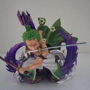 원피스 레진 피규어 MKE 조로 팝니다.