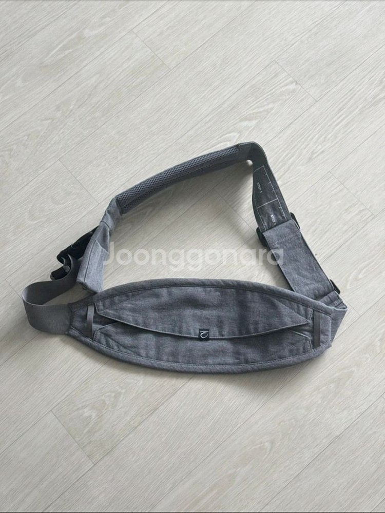 구스켓 안아요 힙시트 회색--1