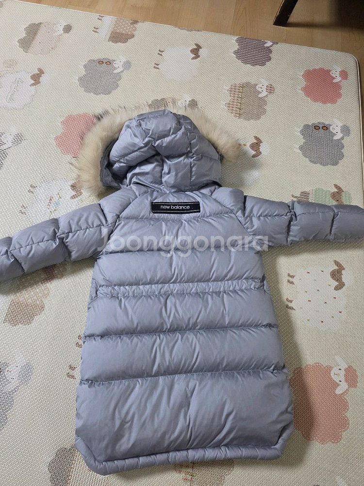 뉴발란스 패딩 잠바--1