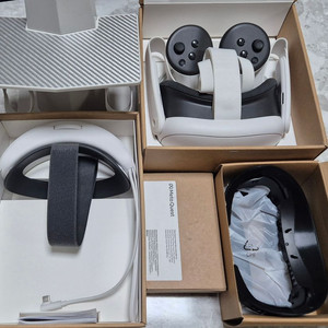 메타 퀘스트3 128GB + 정품 배터리 헤드스트랩