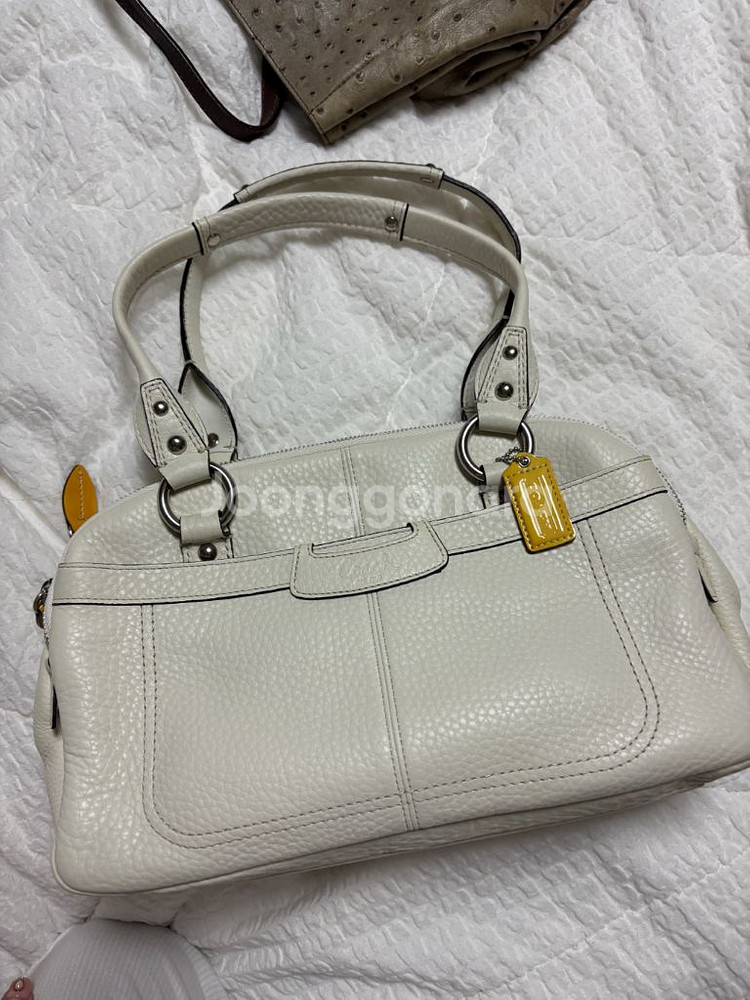 코치 가죽 토트백 아이보리 (새상품)--0