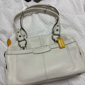 코치 가죽 토트백 아이보리 (새상품)