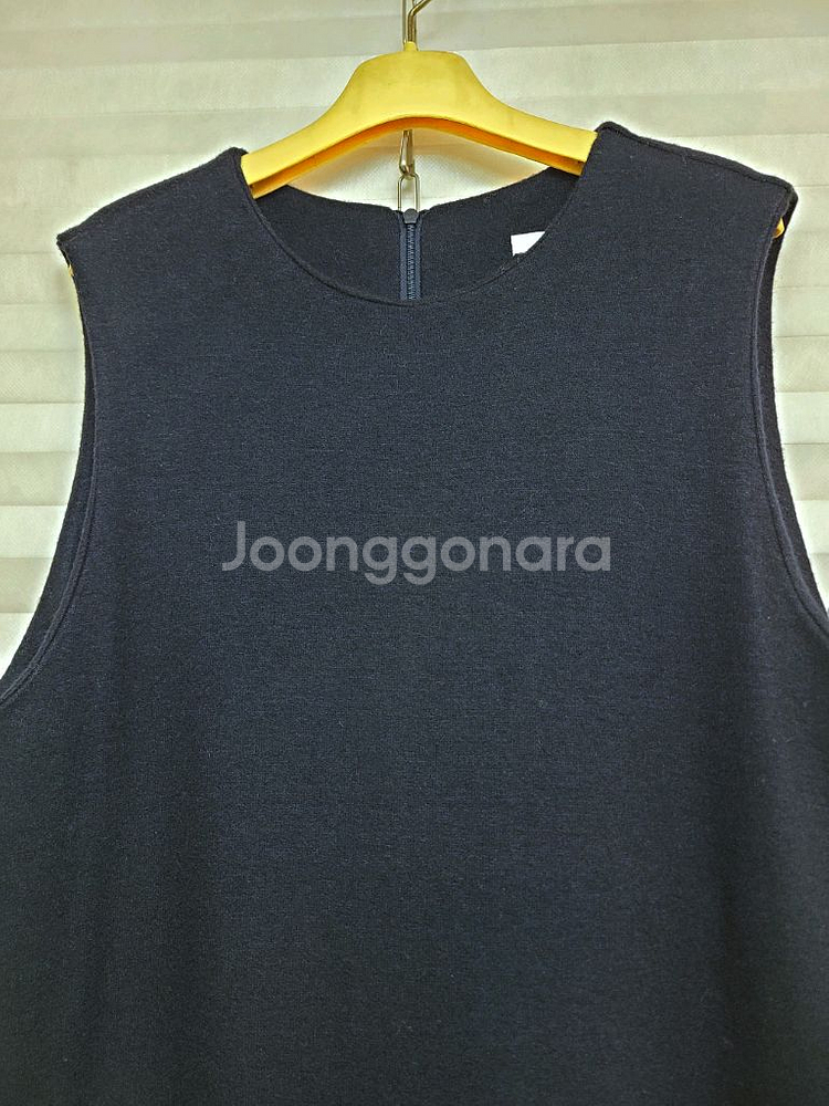 울100> 밑단 플리츠 민소매 롱원피스--1