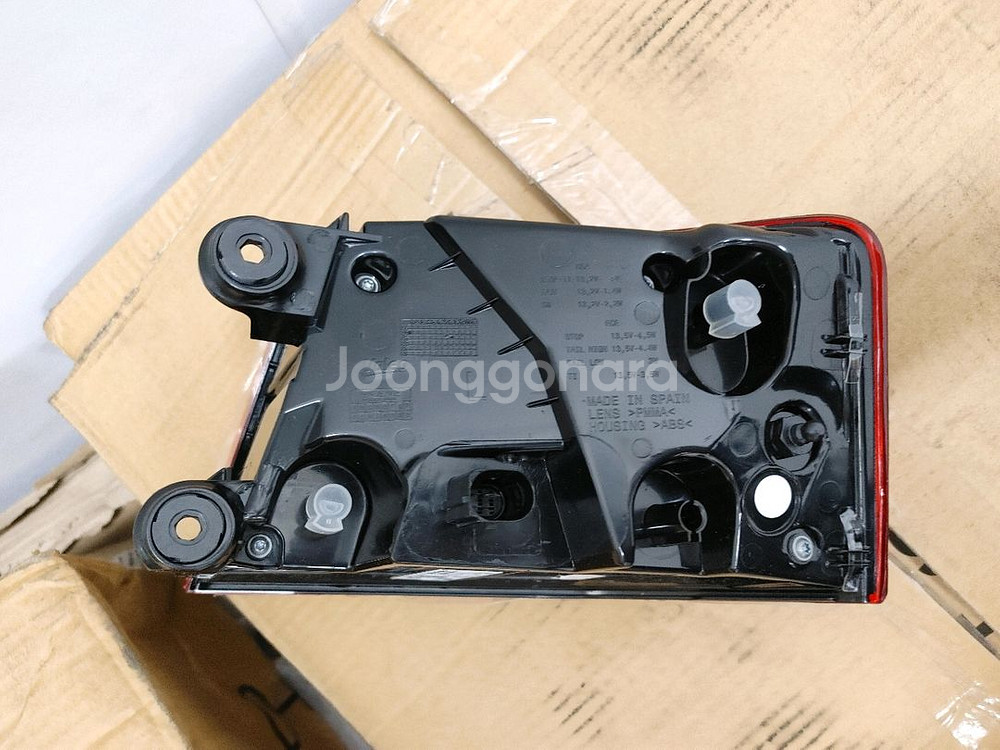 아우디 정품 신품 테일램프 (후미등) 판매]--1