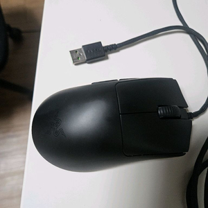 레이저 데스에더 v3 유선, 데브삼 팝니다.