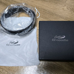 크로커다일 소가죽 벨트 다크브라운 새제품 팝니다