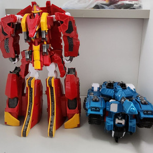 또봇V 강철대장군 (천하대장군+탱크가이)