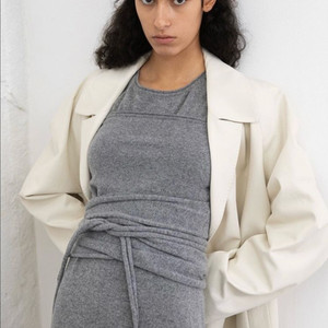 차정원착용) le17 르917 캐시미어 블렌드 스트링 니트 세트