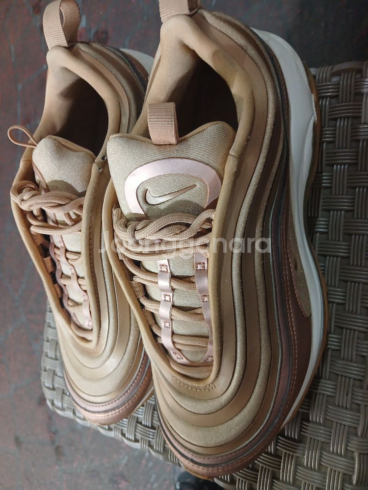 나이키에어맥스 6 230--1