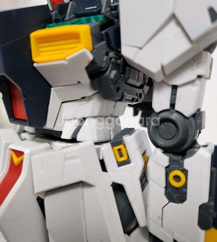 반다이 MG 뉴건담 버카 부품용 팝니다.--3