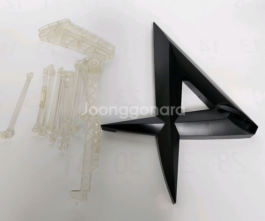 반다이 MG 뉴건담 버카 부품용 팝니다.--7