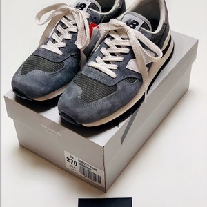 뉴발란스 코리아 M990GR1 270