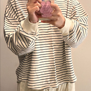 리코이 세미크롭 스트라이프 니트 맨투맨