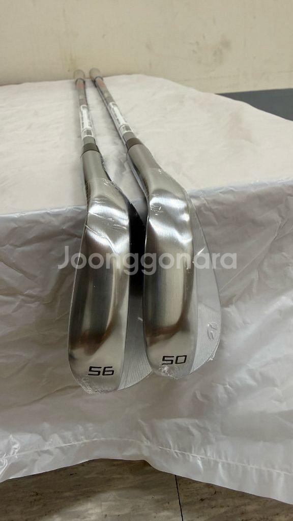 테일러메이드 최신품 P8CB 웨지 56도 50도 세트--0